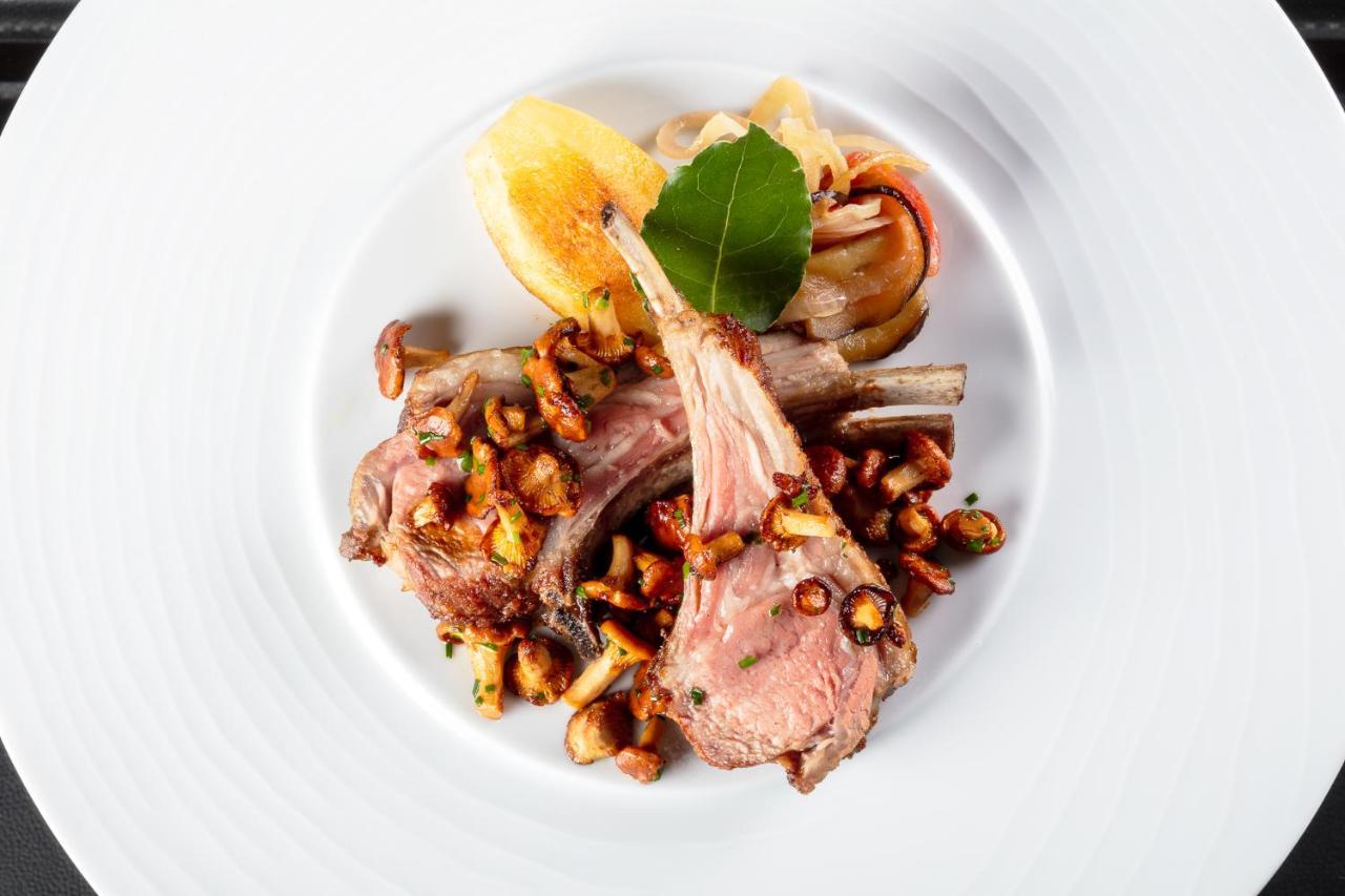 Le Pre Du Moulin - Maison Alonso - Hotel & Restaurant Serignan-du-Comtat Екстер'єр фото