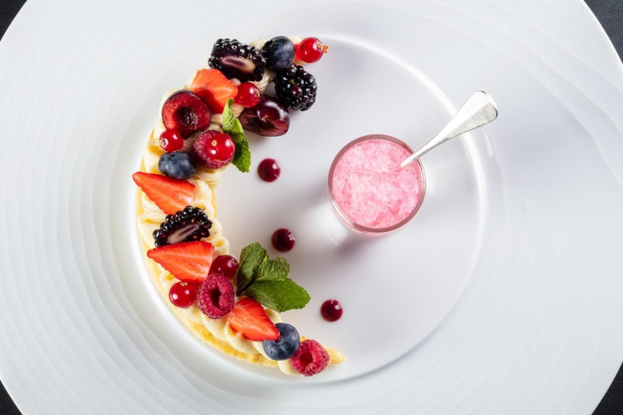 Le Pre Du Moulin - Maison Alonso - Hotel & Restaurant Serignan-du-Comtat Екстер'єр фото