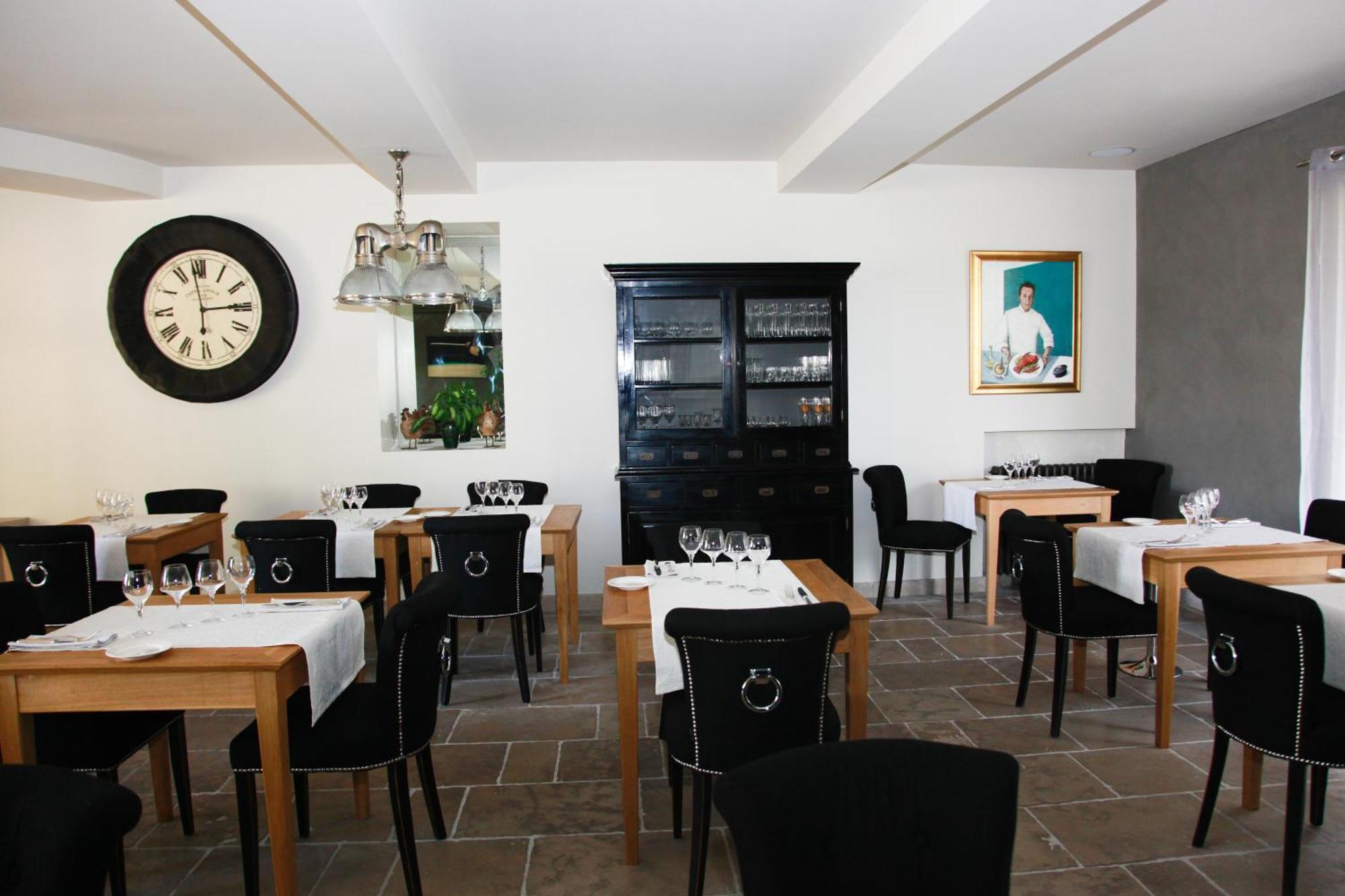 Le Pre Du Moulin - Maison Alonso - Hotel & Restaurant Serignan-du-Comtat Екстер'єр фото